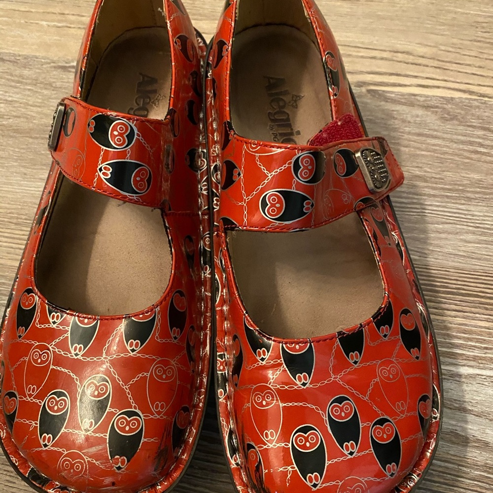 Alegria clogs with owls size 38 (8)